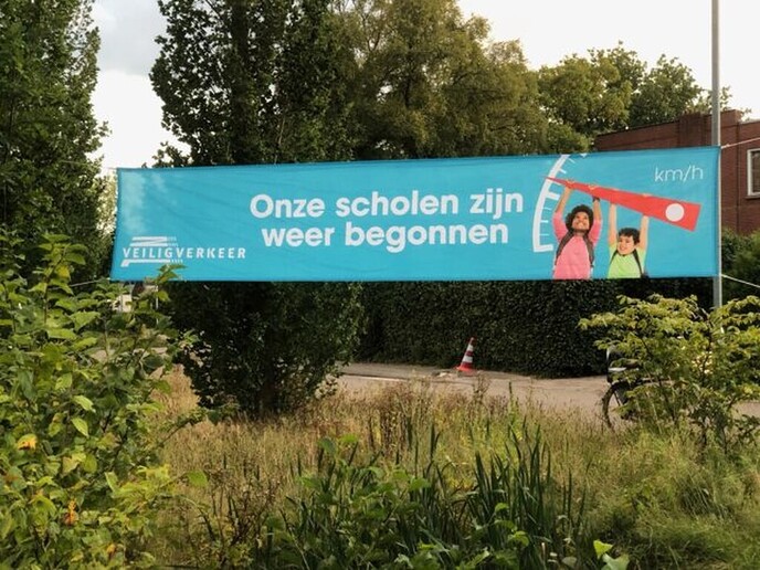 Wees voorzichtig op de weg