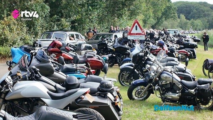 Amerikaanse dag met Rock muziek en veel voertuigen - Foto: Ingezonden foto