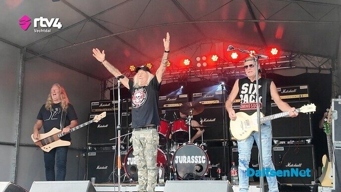 Amerikaanse dag met Rock muziek en veel voertuigen