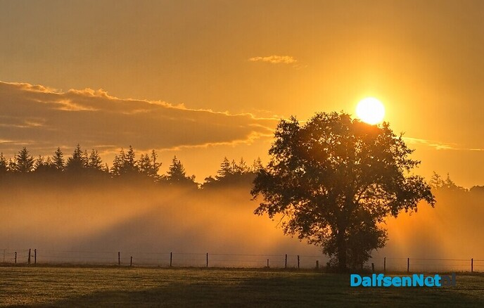 De dag ontwaakte in de Vlierhoek - Foto: Willie uut Hessum