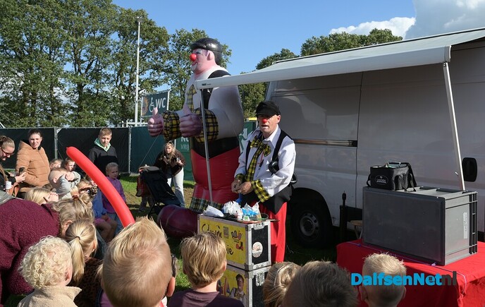 Kachel FM overtreft zichzelf opnieuw tijdens bomvolle zondag in Hoonhorst - Foto: Johan Bokma
