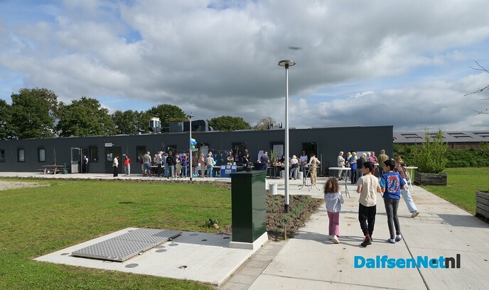 Open azc Dag brengt inwoners en bewoners samen in Dalfsen - Foto: Johan Bokma