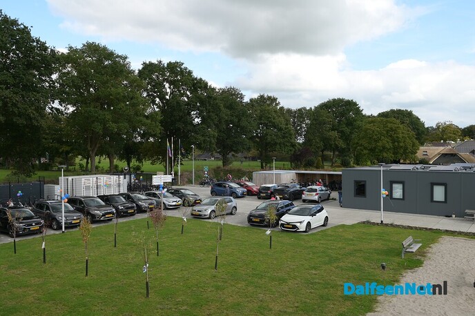 Open azc Dag brengt inwoners en bewoners samen in Dalfsen - Foto: Johan Bokma