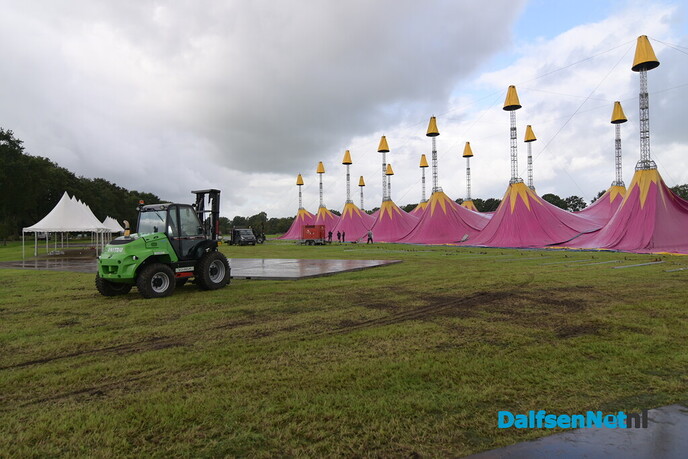 De tent staat bijna: NORMAAL komt naar Dalfsen - Foto: Johan Bokma