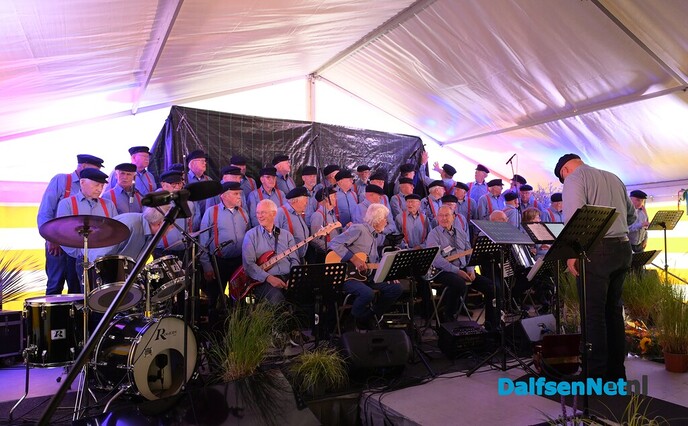 De Stuwzangers vieren 25-jarig jubileum met feestelijk concert