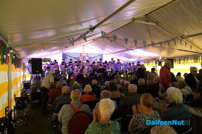 De Stuwzangers vieren 25-jarig jubileum met feestelijk concert - Foto: Johan Bokma