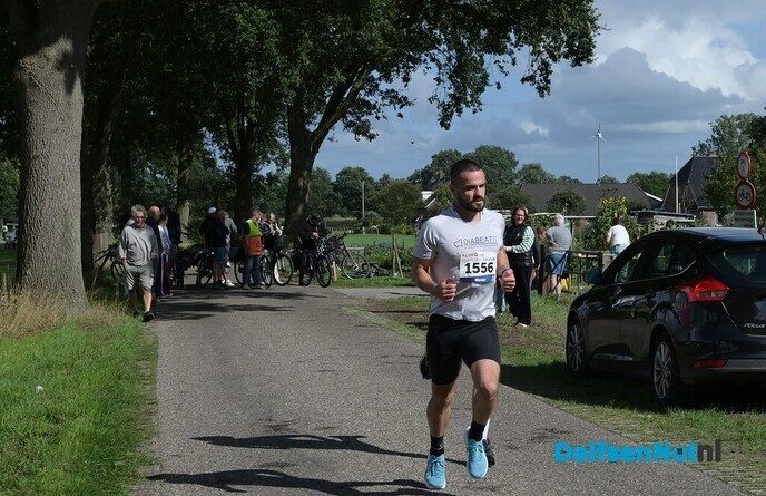PLINQ Loopfestijn zorgt voor sportieve drukte in Dalfsen - Foto: Johan Bokma