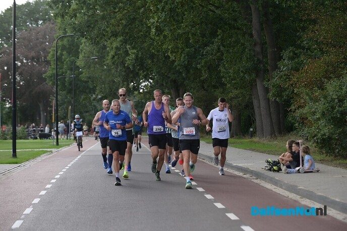 PLINQ Loopfestijn zorgt voor sportieve drukte in Dalfsen - Foto: Johan Bokma