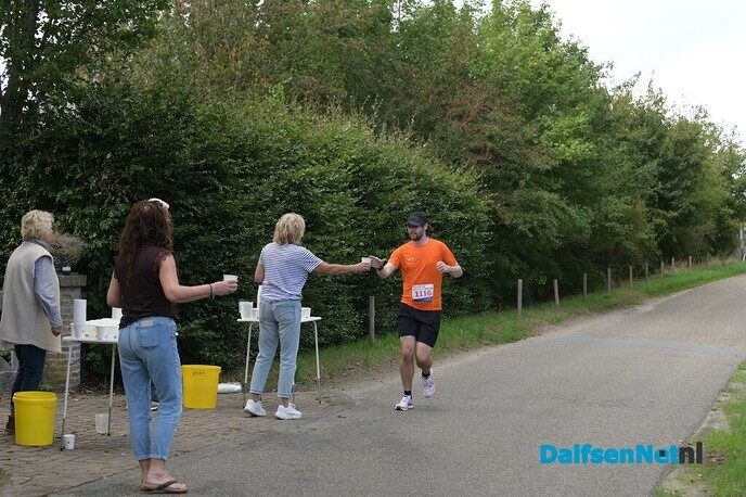 PLINQ Loopfestijn zorgt voor sportieve drukte in Dalfsen - Foto: Johan Bokma