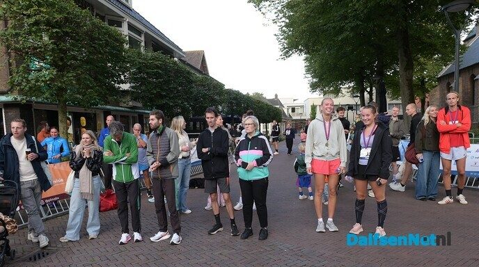 PLINQ Loopfestijn zorgt voor sportieve drukte in Dalfsen - Foto: Johan Bokma