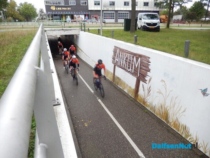 Fietstunnel Ankum krijgt steeds meer kleur - Foto: Willy