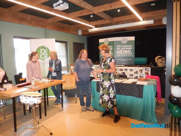 Uitmarkt brengt cultuur en gezelligheid naar het centrum van Heino - Foto: Willy
