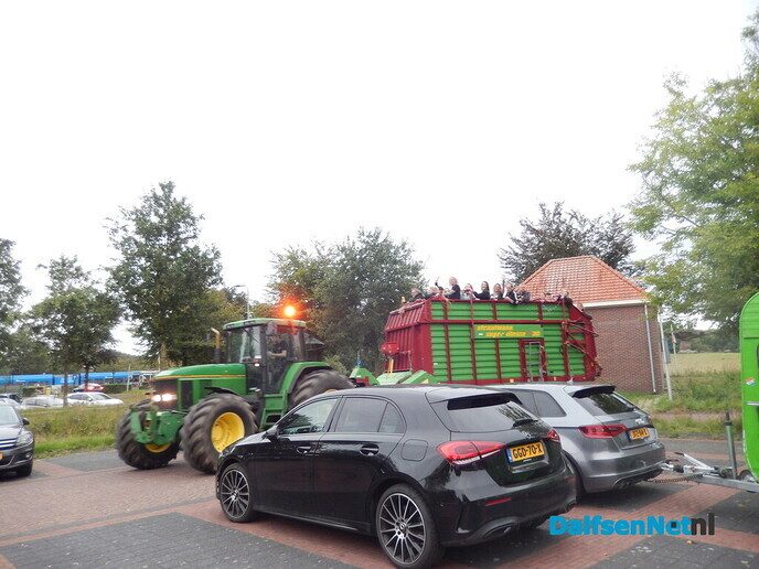 Geen strobreed in de weg - Foto: Willy