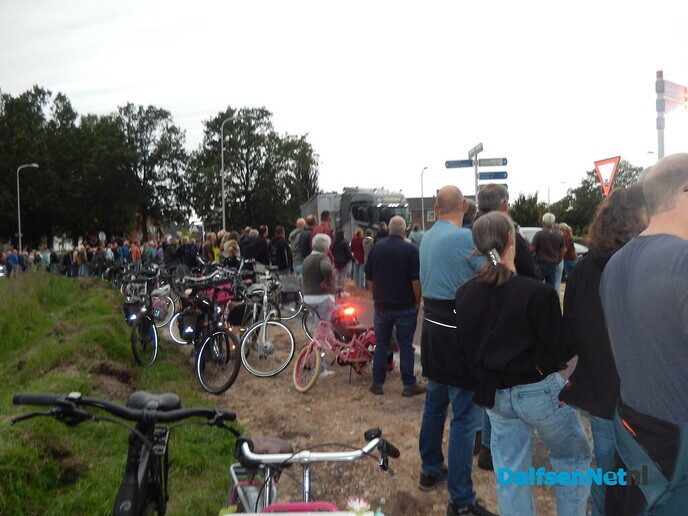Geen strobreed in de weg - Foto: Willy