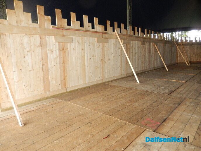Opbouw Kachel FM vordert in hoog tempo - Foto: Willy