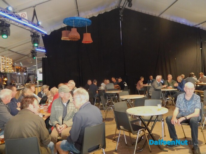 Pony- en paardenmarkt markt Heeten blijft leuk - Foto: Willy