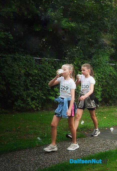 Veel publiek bij Oranjeloop: Femmie was er ook - Foto: Femmie Smink