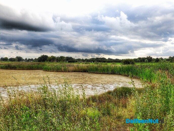 Prachtige avondlucht en idyllisch landschap in Nieuwleusen - Foto: Femmie Smink