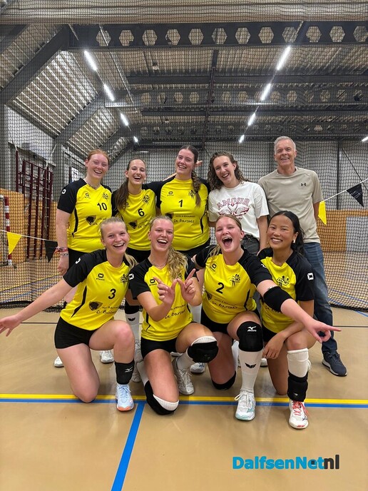 Eerste bekerwedstrijd Dalvo Dames 2