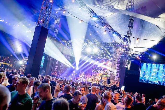 Kachel FM gaat ‘On Air’: helikoptervlucht mogelijk tijdens feestweekend