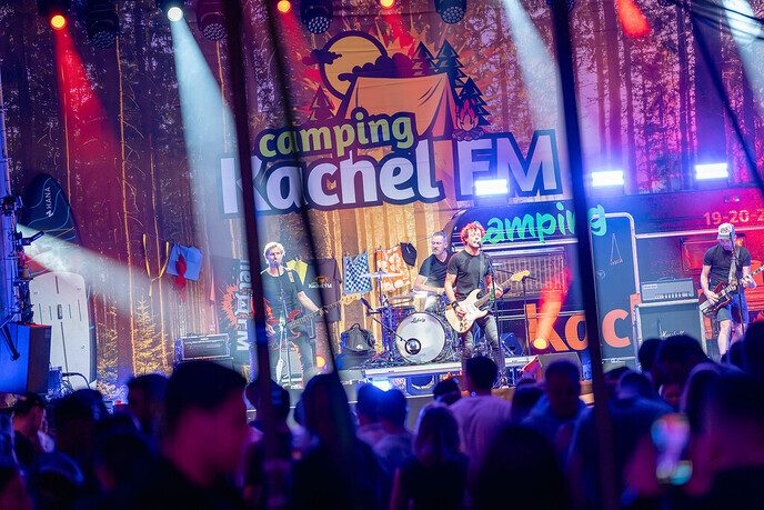 Kachel FM gaat ‘On Air’: helikoptervlucht mogelijk tijdens feestweekend