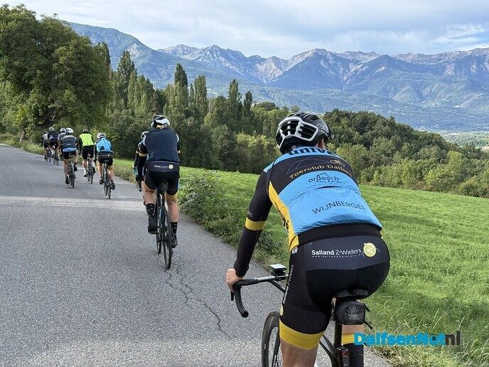 Tien leden Toerclub Dalfsen bedwingen de Franse Alpen - Foto: Ingezonden foto