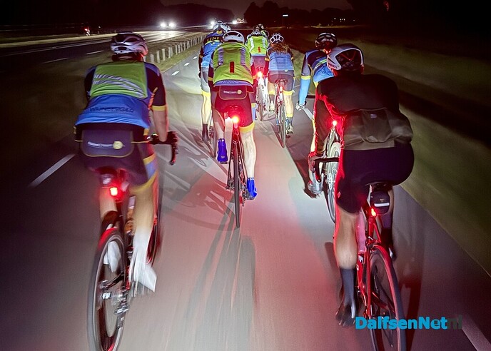 Toerclub Dalfsen gaat weer nightbiken! - Foto: Ingezonden foto