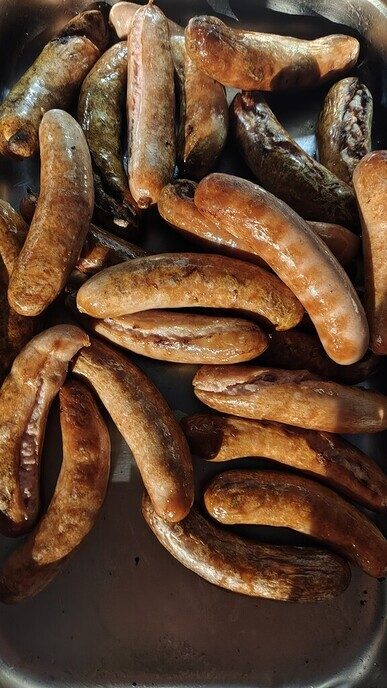 Droge worst, braadworst en beenham gingen er in als koek - Foto: Ingezonden foto