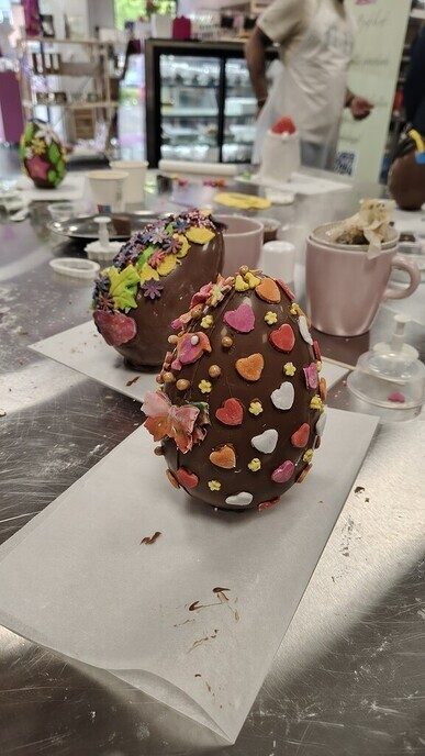Workshop choco-ei versieren - Foto: Ingezonden foto