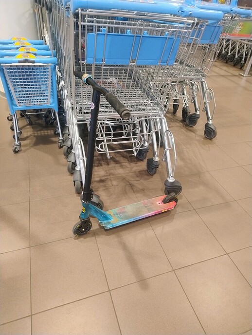 Wie is zijn step vergeten?