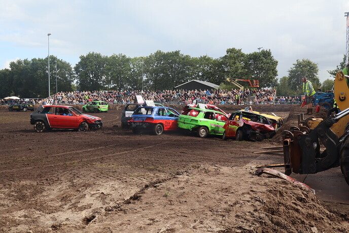 De autorodeo Nieuwleusen: een groot succes - Foto: Tygo Bovendorp