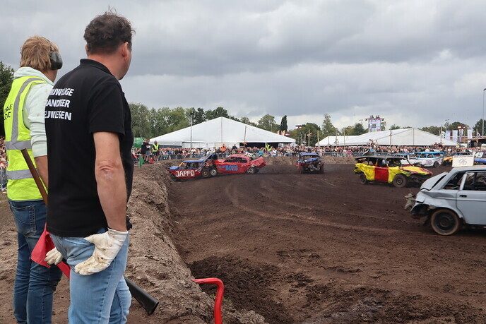 De autorodeo Nieuwleusen: een groot succes - Foto: Tygo Bovendorp