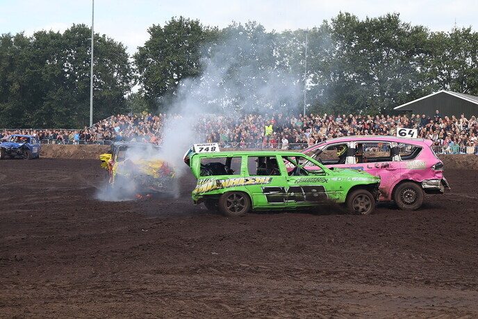 De autorodeo Nieuwleusen: een groot succes - Foto: Tygo Bovendorp