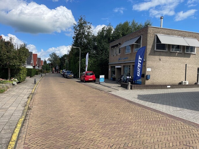 Boelen tweewielers vanuit het centrum zeer goed bereikbaar - Foto: Ingezonden foto