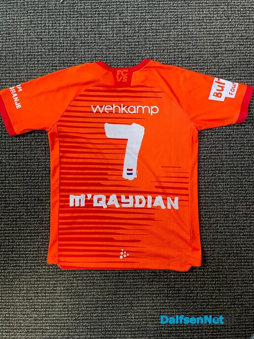 Gevonden Kleine maat voetbalshirt - Foto: Ingezonden foto