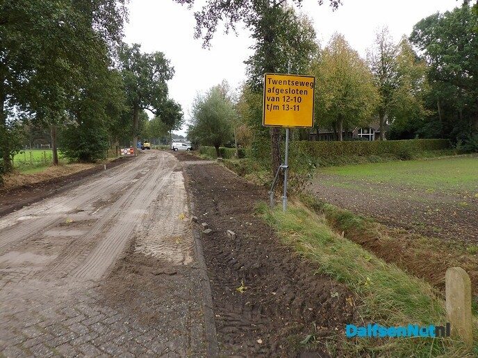 Klinkers eruit, Twentseweg krijgt een opknapbeurt - Foto: Willy