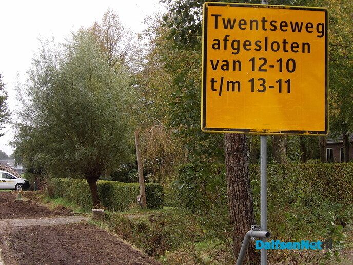 Klinkers eruit, Twentseweg krijgt een opknapbeurt - Foto: Willy