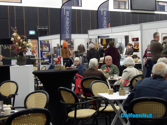 Ondernemersbeurs Nieuwleusen: gezellige ontmoetingen - Foto: Willy