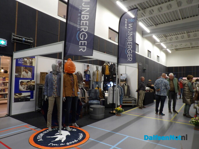 Ondernemersbeurs Nieuwleusen: gezellige ontmoetingen - Foto: Willy