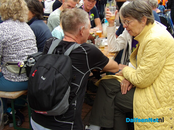 Prachtige slotdag van de Sallandse Wandelvierdaagse in Raalte - Foto: Willy
