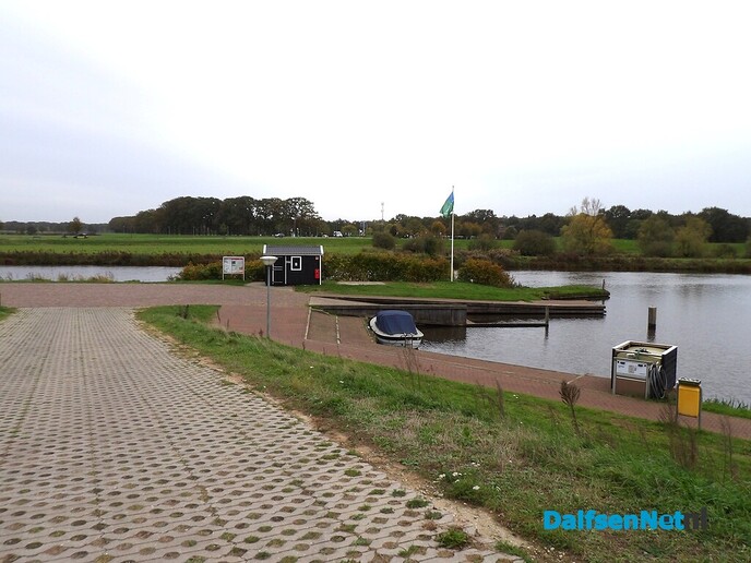 Dalfser haven komt langzaam in winterstemming - Foto: Willy