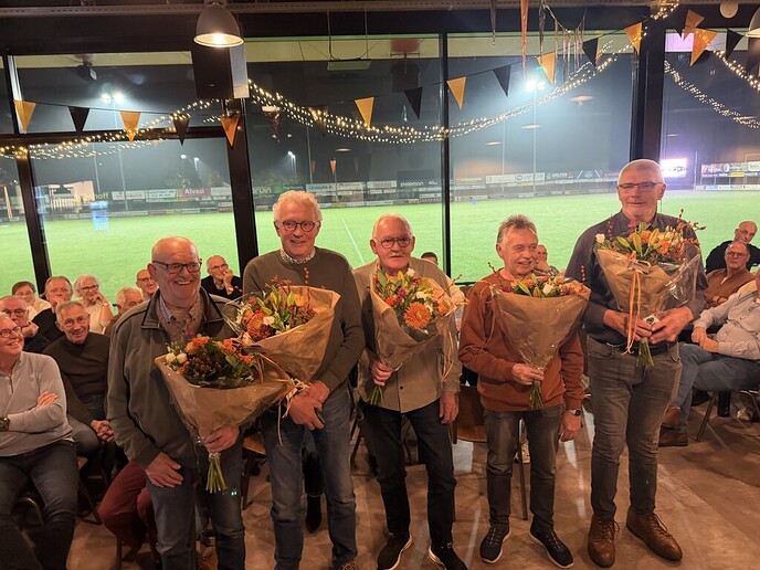 S.V. Nieuwleusen opent vernieuwde accommodatie (2) - Foto: Ingezonden foto
