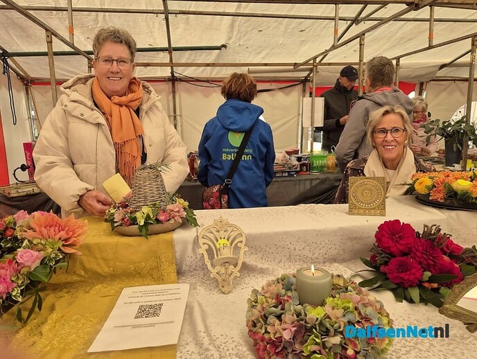 Genieten van de herfstmarkt bij BalkInn in Nieuwleusen - Foto: Femmie Smink