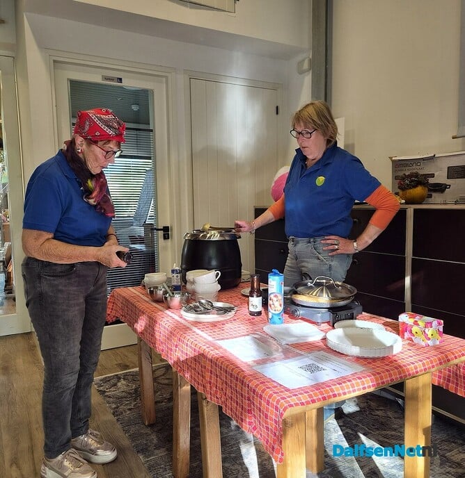 Genieten van de herfstmarkt bij BalkInn in Nieuwleusen - Foto: Femmie Smink
