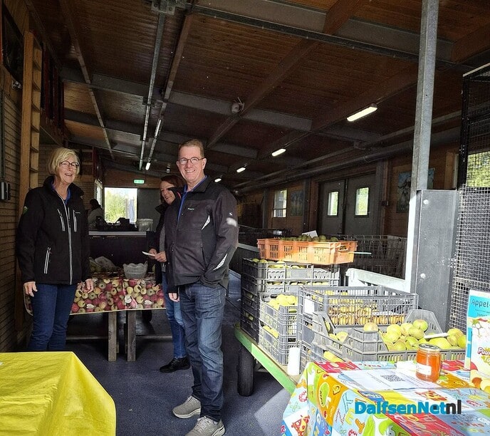 Genieten van de herfstmarkt bij BalkInn in Nieuwleusen - Foto: Femmie Smink