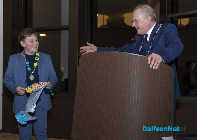 Anne van Gelder officieel geïnstalleerd als kinderburgemeester - Foto: Paul Scholten
