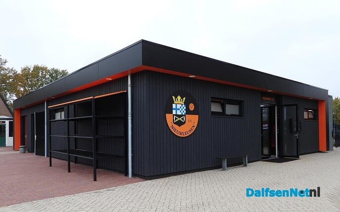 Opening voetbal gebouwen en accommodatie SV Nieuwleusen - Foto: Femmie Smink