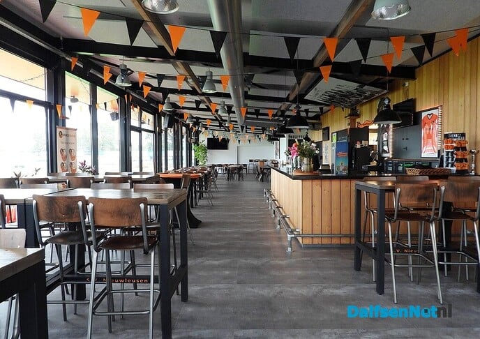 Opening voetbal gebouwen en accommodatie SV Nieuwleusen - Foto: Femmie Smink