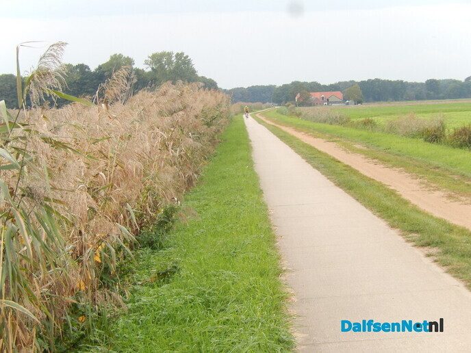 Even naar de uiterste hoek van de gemeentegrens - Foto: Willy