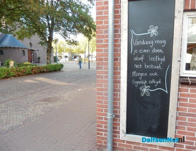 Nieuwe gevelspreuk - Foto: Willy